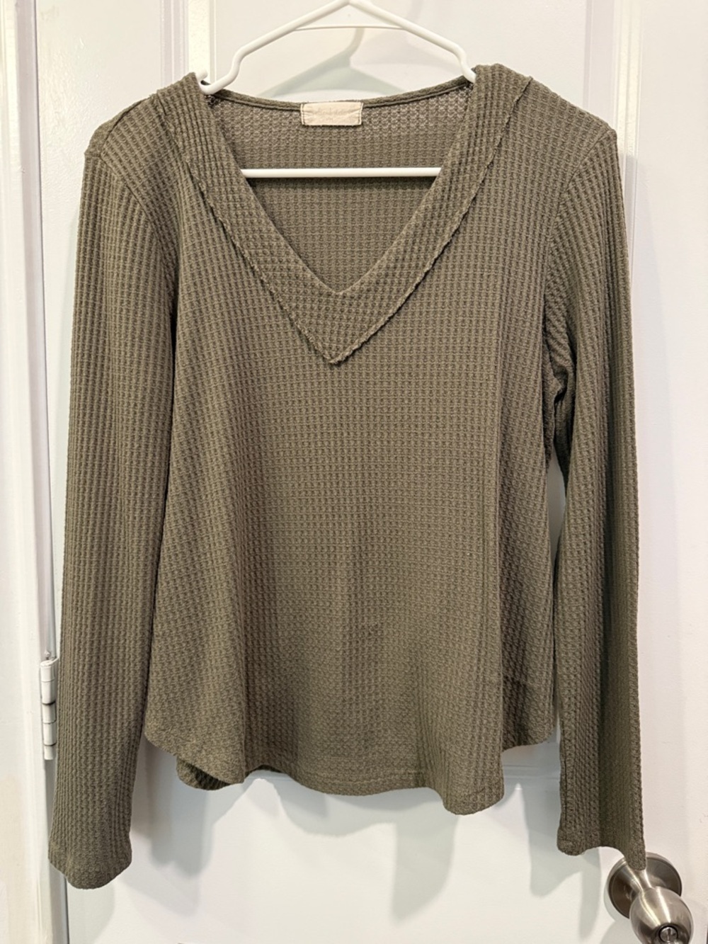 Altar’d State - Waffle Knit V-Neck Long Sleeve Thermal Top - Olive